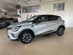 Argento Usata 2024 Renault Captur Techno SUV | 17.900 € (Buon prezzo)