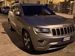 Grigio Usata 2014 Jeep Grand Cherokee SUV | 12.500 € (Ottimo prezzo)