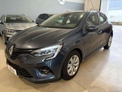 Grigio Usata 2020 Renault Clio V Business Tre volumi | 10.500 € (Buon prezzo)
