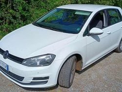 Bianco Usata 2016 VW Golf VII Comfortline Tre volumi | 9500 € (Ottimo prezzo)