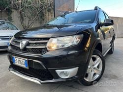 Nero Usata 2013 Dacia Sandero Prestige Tre volumi | 4900 € (Buon prezzo)