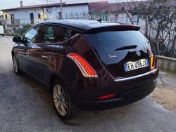 Usata 2011 Lancia Delta Due volumi | 2750 € (Buon prezzo)