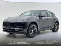 Grigio scuro / metallizzato Usata 2019 Porsche Macan SUV | 53.900 € (Buon prezzo)