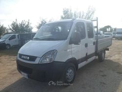Bianco Usata 2010 Iveco 35.12 Furgone | 10.000 € (Super prezzo)