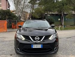 Nero Usata 2016 Nissan Qashqai Tekna SUV | 11.900 € (Buon prezzo)