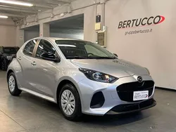 Argento Nuova 2025 Mazda 2 Prime-Line Tre volumi | 20.000 € (Buon prezzo)