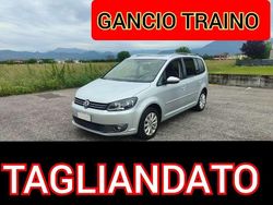 Argento Usata 2011 VW Touran Highline Monovolume | 3499 € (Ottimo prezzo)