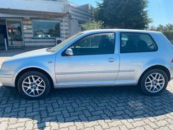 Grigio Usata 2000 VW Golf IV Tre volumi | 1999 € (Buon prezzo)