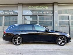 Nero Usata 2020 Mercedes E200 Station wagon | 22.500 € (Cara)