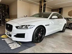 Bianco Usata 2016 Jaguar XE R-Sport Tre volumi | 16.500 € (Buon prezzo)