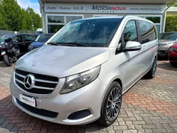 Argento Usata 2017 Mercedes V220 Premium Monovolume | 29.800 € (Buon prezzo)