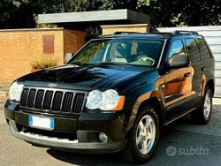 Nero Usata 2010 Jeep Cherokee SUV | 8700 € (Buon prezzo)