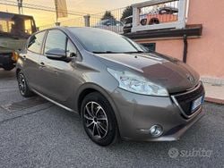 Grigio Usata 2012 Peugeot 208 Active Due volumi | 3800 € (Ottimo prezzo)