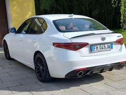 Bianco Usata 2017 Alfa Romeo Giulia Super Tre volumi | 18.400 € (Buon prezzo)
