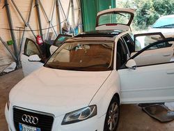 Bianco Usata 2010 Audi A3 Tre volumi | 8000 € (Cara)