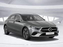 Grigio scuro / pastello Usata 2024 Mercedes A250 Advanced Plus Tre volumi | 43.525 € (Cara)