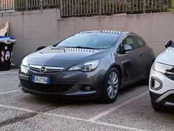 Grigio Usata 2012 Opel Astra GTC Coupé | 5900 € (Cara)