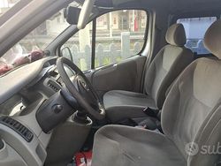 Grigio Usata 2004 Opel Vivaro Monovolume | 9000 €