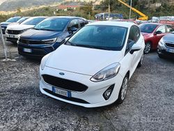 Bianco Usata 2018 Ford Fiesta Tre volumi | 9300 € (Buon prezzo)