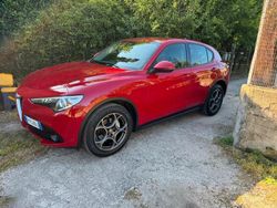Rosso Usata 2017 Alfa Romeo Stelvio Veloce SUV | 17.000 € (Buon prezzo)