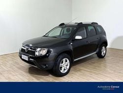 Nero Usata 2011 Dacia Duster Lauréate SUV | 6490 € (Buon prezzo)