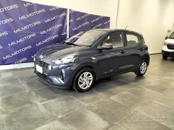 Grigio scuro Usata 2022 Hyundai i10 Advanced Due volumi | 12.500 € (Buon prezzo)