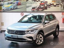 Grigio Usata 2021 VW Tiguan Elegance SUV | 24.750 € (Buon prezzo)