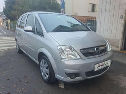 Argento Usata 2008 Opel Meriva Cosmo Monovolume | 3600 € (Cara)