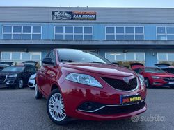 Rosso Usata 2016 Lancia Ypsilon Platinum Due volumi | 9490 € (Molto cara)
