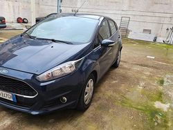 Blu Usata 2017 Ford Fiesta Tre volumi | 8200 € (Buon prezzo)