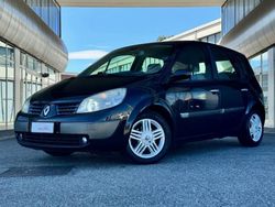 Musta Käytetty 2005 Renault Scénic II Authentique Tila-auto | 2300 € (Kallis)