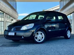 Nero Usata 2005 Renault Scénic II Authentique Monovolume | 2300 € (Molto cara)