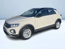 Beige metallizzato Usata 2022 VW T-Roc Style SUV | 22.300 € (Buon prezzo)