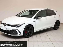 Pure white Usata 2024 VW Golf VIII GTD Tre volumi | 35.450 € (Buon prezzo)