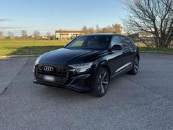 Deep black Usata 2020 Audi Q8 Sport SUV | 47.800 € (Buon prezzo)