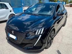 Nero Usata 2023 Peugeot 208 GT Due volumi | 20.000 € (Molto cara)