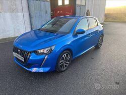 Blu Usata 2020 Peugeot 208 GT-line Due volumi | 14.950 € (Buon prezzo)