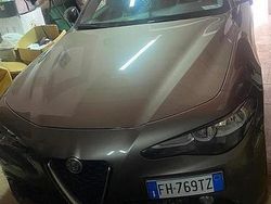 Usata 2016 Alfa Romeo Giulia Tre volumi | 14.000 €
