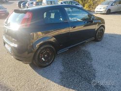 Nero Usata 2006 Fiat Grande Punto Due volumi | 2700 € (Cara)