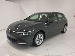 Grigio Usata 2023 VW Golf Style Tre volumi | 28.200 € (Cara)