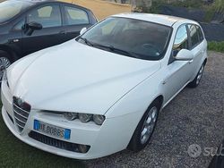 Bianco Usata 2009 Alfa Romeo 159 Progression Station wagon | 2500 €