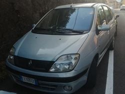 Usata 2003 Renault Mégane II Monovolume | 900 €