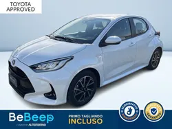 Bianco Usata 2021 Toyota Yaris Hybrid Trend Tre volumi | 17.400 € (Buon prezzo)
