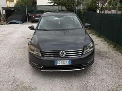 Usata 2011 VW Passat Business Tre volumi | 5800 € (Buon prezzo)