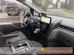 Grigio Usata 2024 Hyundai Staria Trend Monovolume | 49.100 €