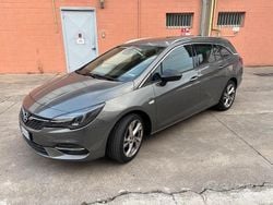 Grigio Usata 2021 Opel Astra Business Tre volumi | 10.600 € (Ottimo prezzo)