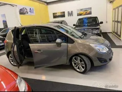 Usata 2010 Opel Meriva Monovolume | 3500 € (Cara)