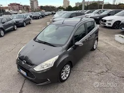 Grigio Usata 2016 Ford B-MAX Titanium Monovolume | 7900 € (Buon prezzo)