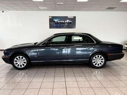 Grigio scuro Usata 2004 Jaguar XJ6 Tre volumi | 9900 €