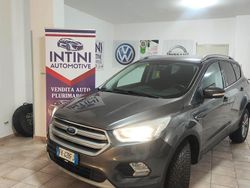 Grigio Usata 2017 Ford Kuga S SUV | 8999 € (Buon prezzo)